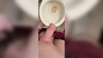 Daddy wants to pee In your mouth