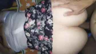 MI NOVIA VINO EN FALDA Y ME LA COJO