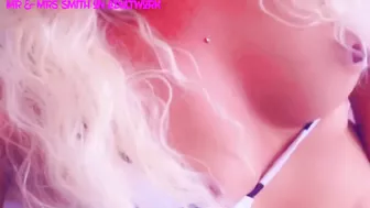 Blonde Bikini Fingering (real orgasm close up)