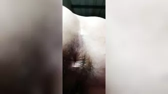 shaking my big ass and hole - moviendo mi culo y hoyito