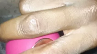 TINY EBONY MAKE PUSSY CREAM WITH SEX TOY