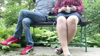 Hot MILF with a gorgeous ass inserts a pad outdoors while I watch