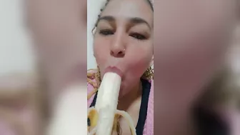 Comiendo mi banana