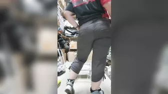 Chubby White Girl Strip Teases and Spreads Ass at Work Again!!!! Don't Let The Boss Know