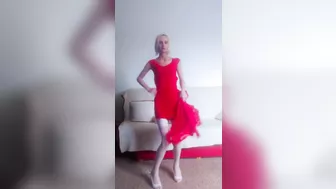 the perfect seductive erotic dance from a sexy blonde