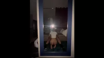 Latina mirror blowjob ????????