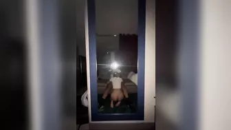 Latina mirror blowjob ????????