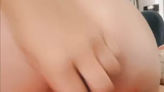 Mommy plays with asshole, close up anal fuck