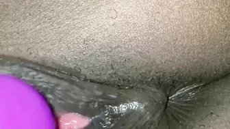 Ebony creamy orgasm with New toy