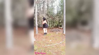 Mommy Ass Worship in Forest 1