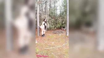 Mommy Ass Worship in Forest 1