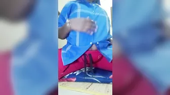 Tamil aunty masterbating part-1