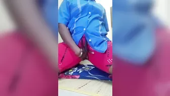 Tamil aunty masterbating part-1