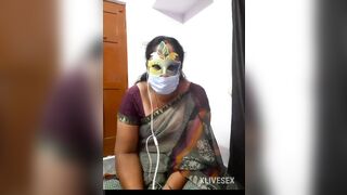 Desi Indian married unsatisfied chachi