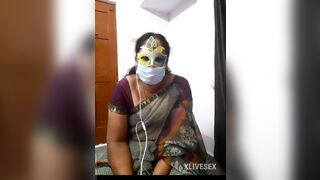 Desi Indian married unsatisfied chachi