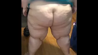 Fat Ass Learning to Twerk Pt1