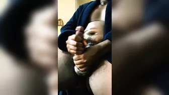 Massive Cumshot. Dirty talk and loud moaning.