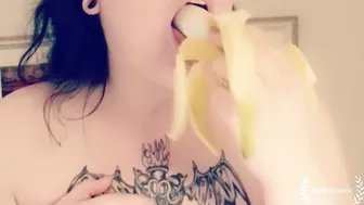 BBW Goth Milf Banana Blowjob