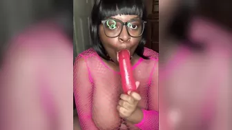 Nerdy Busty Ebony Babe Sucking on a Dildo