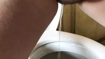 Horny Brunette Pee Compilation