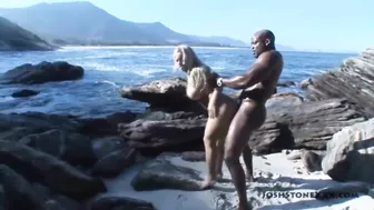Brazilian Pornstar Cinthina Santos Loves Big Black Cocks