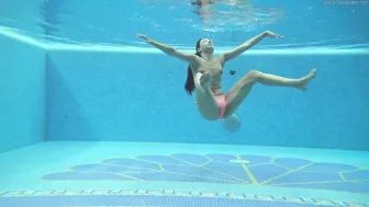 Hot big ass euro milf Sazan underwater erotics