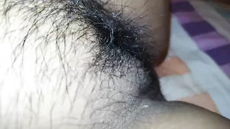 STRANGER CLOSE UP EATING PUSSY