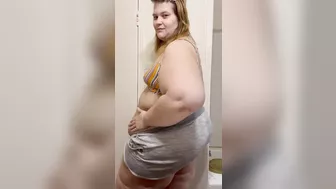 Ssbbw belly play