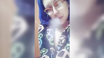 Sexy Smoker Spit Play Big Tits Pop Out On Live Stream