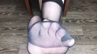 GIRL IN NYLON BLACK SOCKS FEET WORSHIP POV