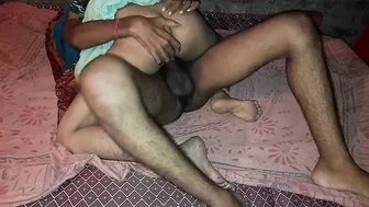 Desi Indian Bhabhi in Saree fucked with her Devar