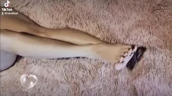 HotWifeDd - Foot Fetish Video & Picture Compilation