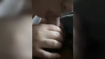 Light skin Latina loves to suck cock