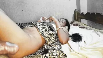 Ever best hard sex with Indian hot girl on bed with loud noise