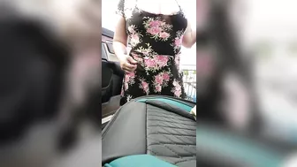 **Public*** Big Titted MILF Flashing Tits While Loading Groceries xxMissSwitchxx