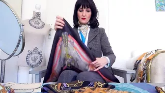 Silk scarves autumn! Neck and headscarves fitting