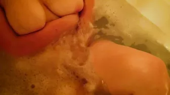 Busty Ellie Takes a Bubble Bath without many bubbles