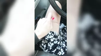 Ripping off my pantyhose in the car