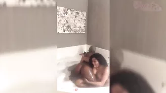 Hot Tub Pussy Eating and fucking with Kia and Dyme