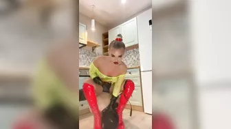 Domina Evgenia - smell between my legs and kiss my red heels