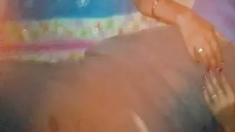 Bhabhi ko raat mein chudwaane ke liye manna liya aur paani nikaal diya