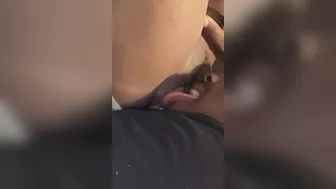 Slurping wet Pussy prt 2