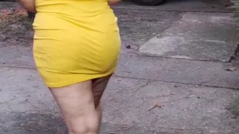 Candid Big Booty Freaky Wife taking a Walk