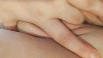 Solo fuck and squirt