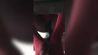 Darkskin babe with leggings get fucked doggystyle