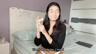 I show you my favorite toy and how I masturbate