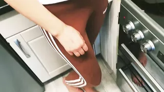 Lucky Guy Gets Sucked off - Whilst Hot Wife is Cooking