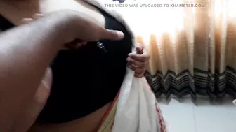 (Tamil hot aunty saree striping) Aunty Ko Jabardast Chudai aur maja karti hua - Hindi Clear Audio