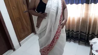 (Tamil hot aunty saree striping) Aunty Ko Jabardast Chudai aur maja karti hua - Hindi Clear Audio