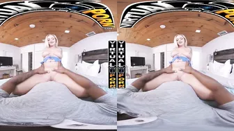 VIRTUALPORN - Blonde PAWG' Elana Bunzz's Big Tits Bouncing Around As She Rides Your Cock #POV #VR